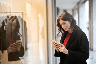 Tecnologia e Mulheres: Conectividade, Autonomia e Novas Possibilidades